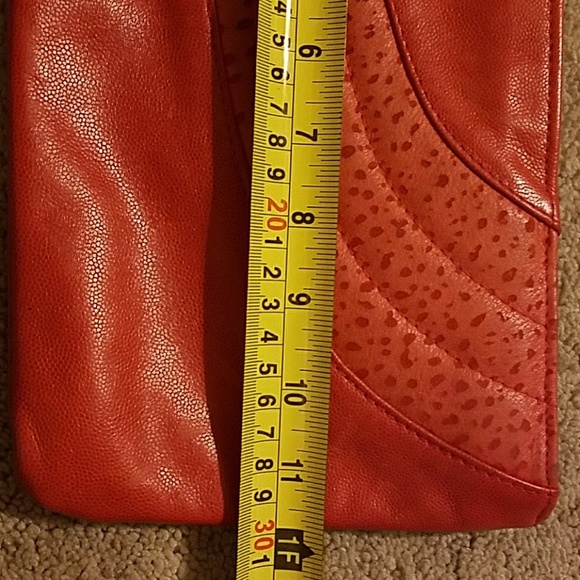 Vintage Letisse Red Leather Clutch - Picture 6 of 7